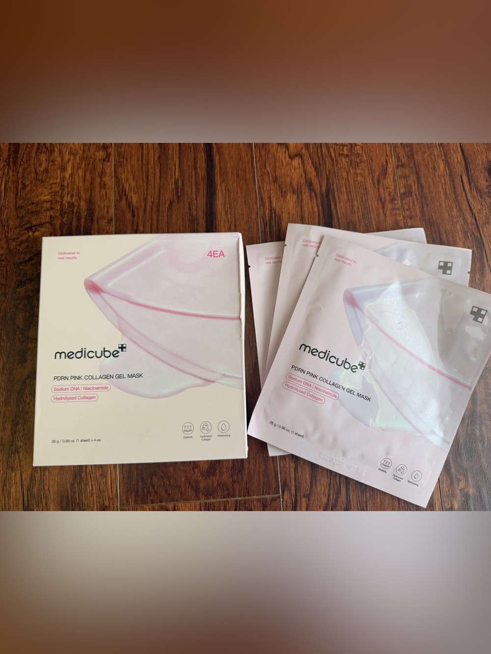 Medicube PDRN Pink Collagen Gel Mask — Pink